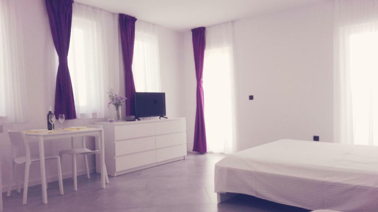 Hotel Hrvoje Pag Town Zewnętrze zdjęcie