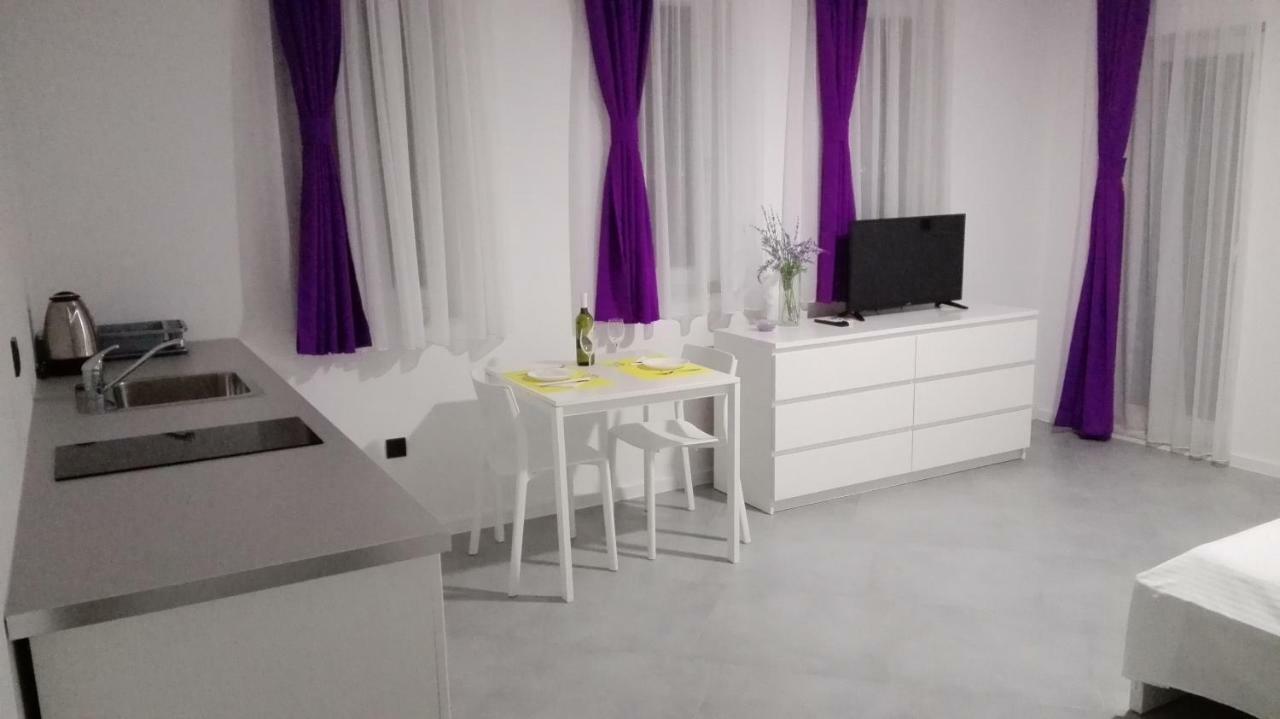 Hotel Hrvoje Pag Town Zewnętrze zdjęcie