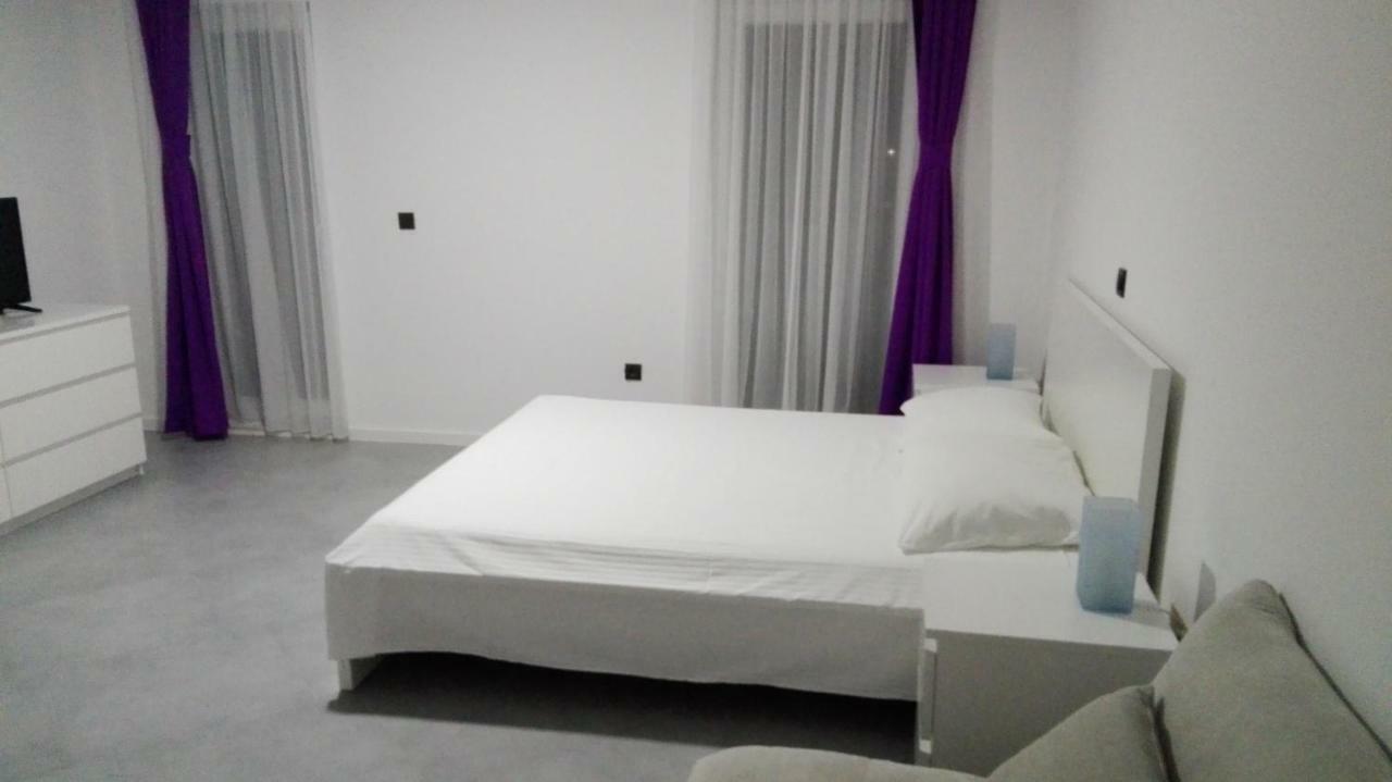 Hotel Hrvoje Pag Town Zewnętrze zdjęcie
