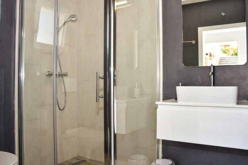 Hotel Hrvoje Pag Town Zewnętrze zdjęcie