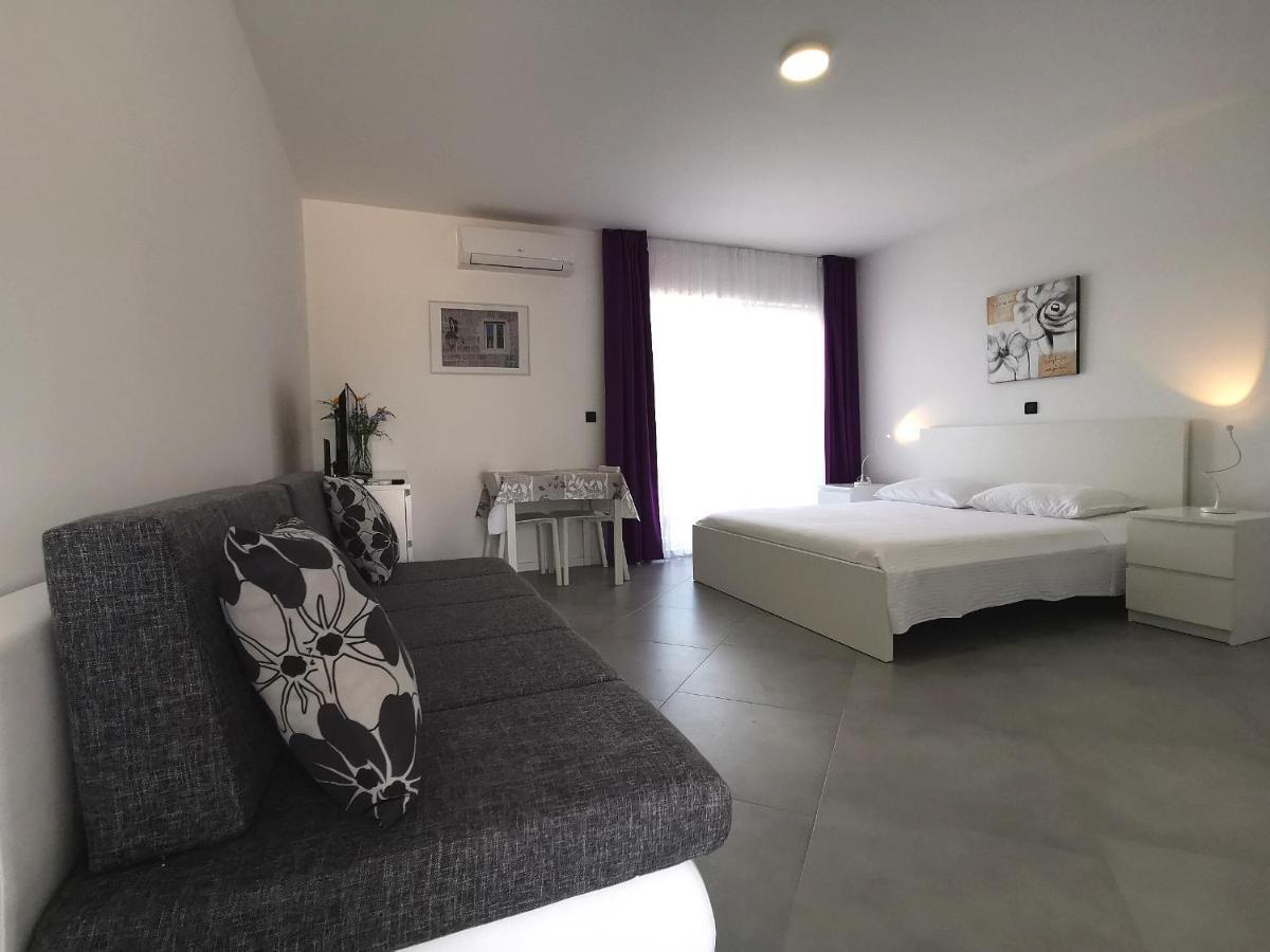 Hotel Hrvoje Pag Town Zewnętrze zdjęcie